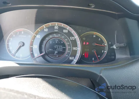 2017 Honda Accord Sport z USA, uszkodzony, nr VIN 1HGCR2F55HA247345